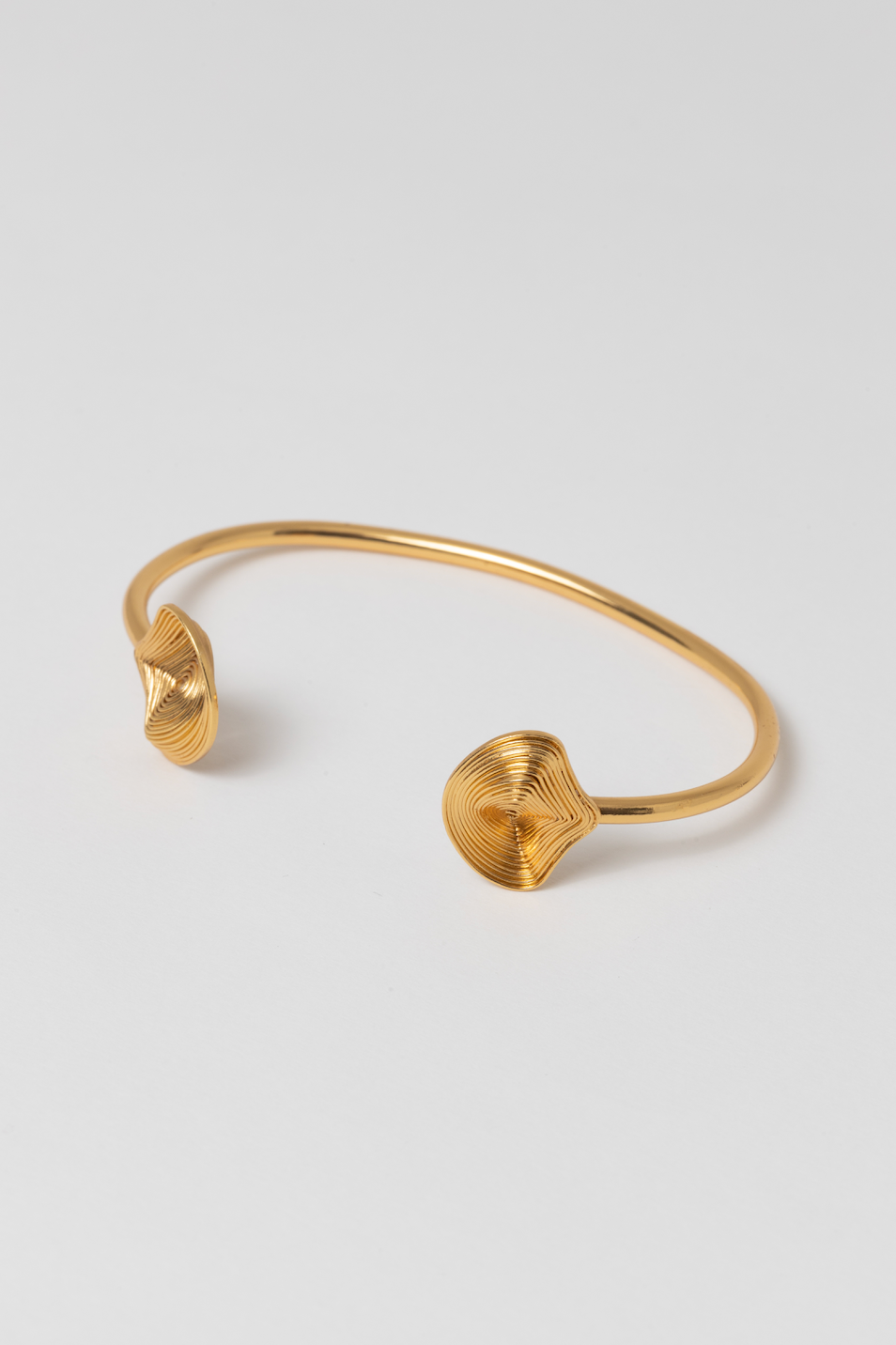 Pulsera Abierta Kamakay S - Oro