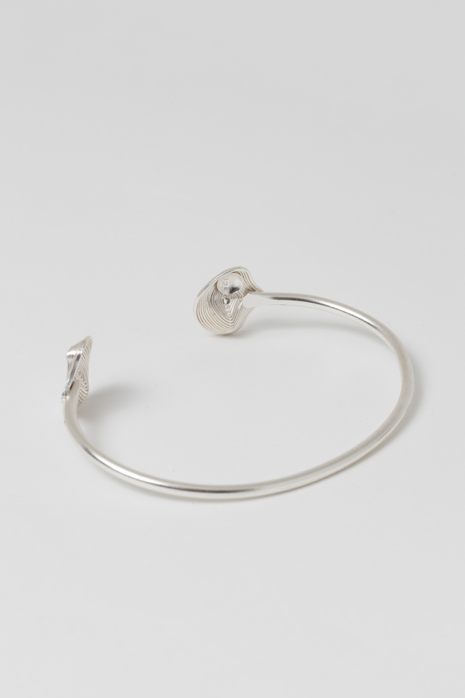 Pulsera Abierta Kamakay S - Plata
